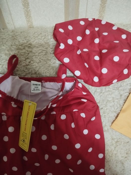 Продаю детские комбинезоны.