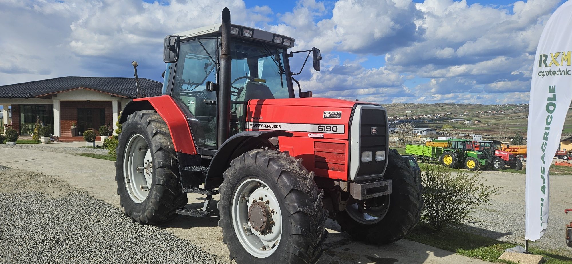 Tractor Massey Ferguson 6190