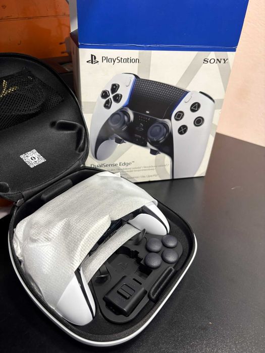 HOPE AMANET P2-Controller playstation dual sense desigilat de proba