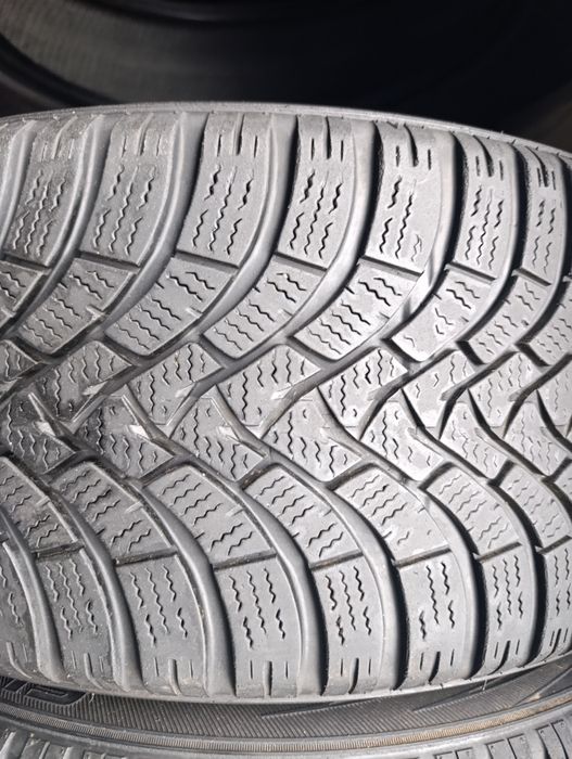 Anvelope de iarnă 225 45 18 Falken