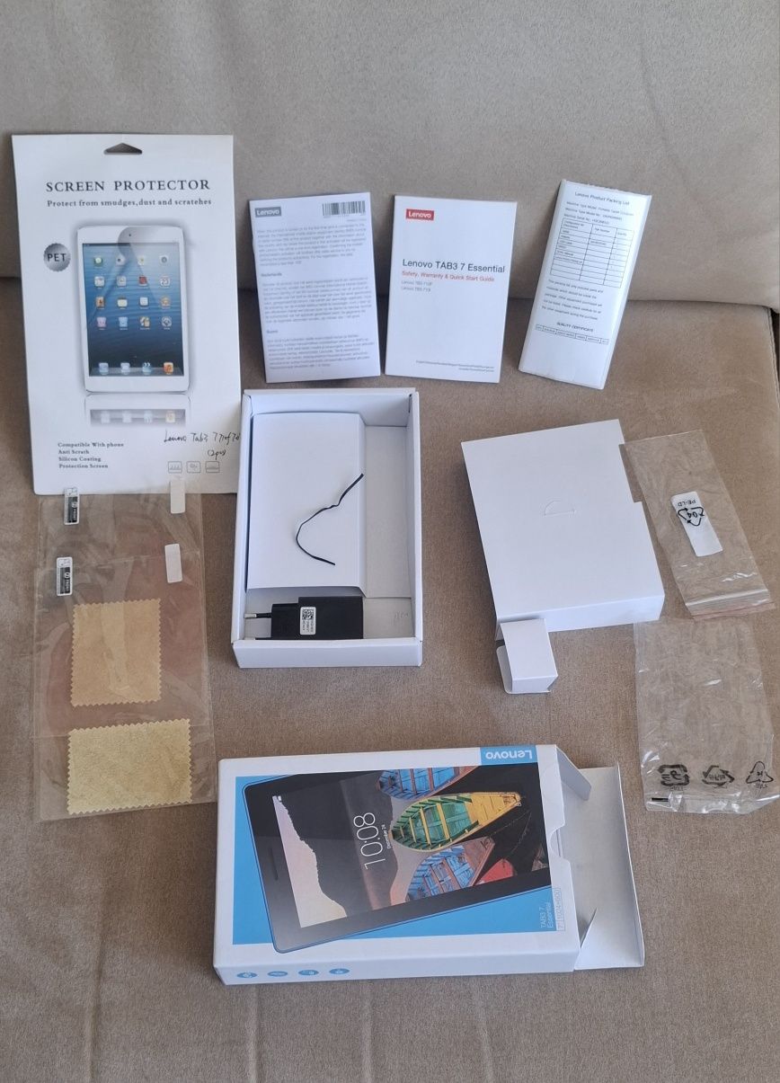 Таблет Lenovo Tab3 7"