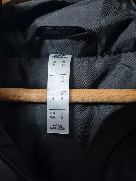 Яке Адидас М размер