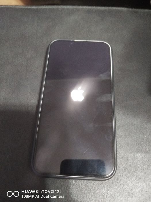 Продава се IPhone 16e
