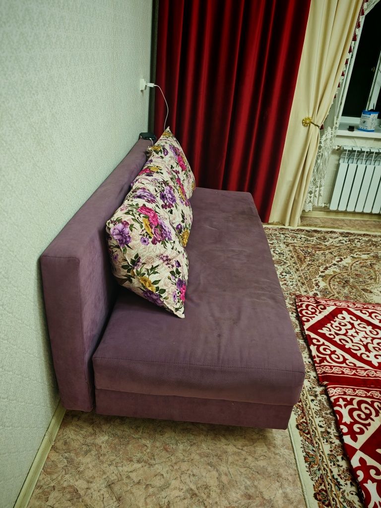 Продам тахту, б/у