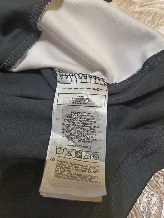 Vând tricou Adidas Sport