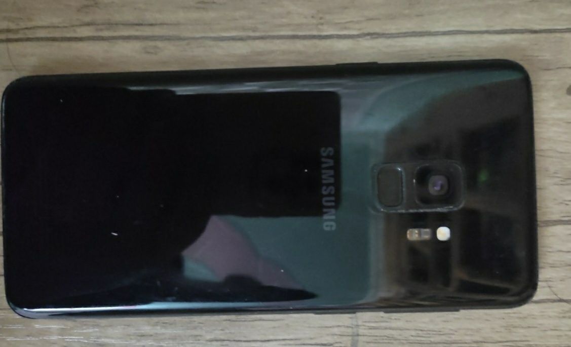 Samsung S9 xolati yaxshi