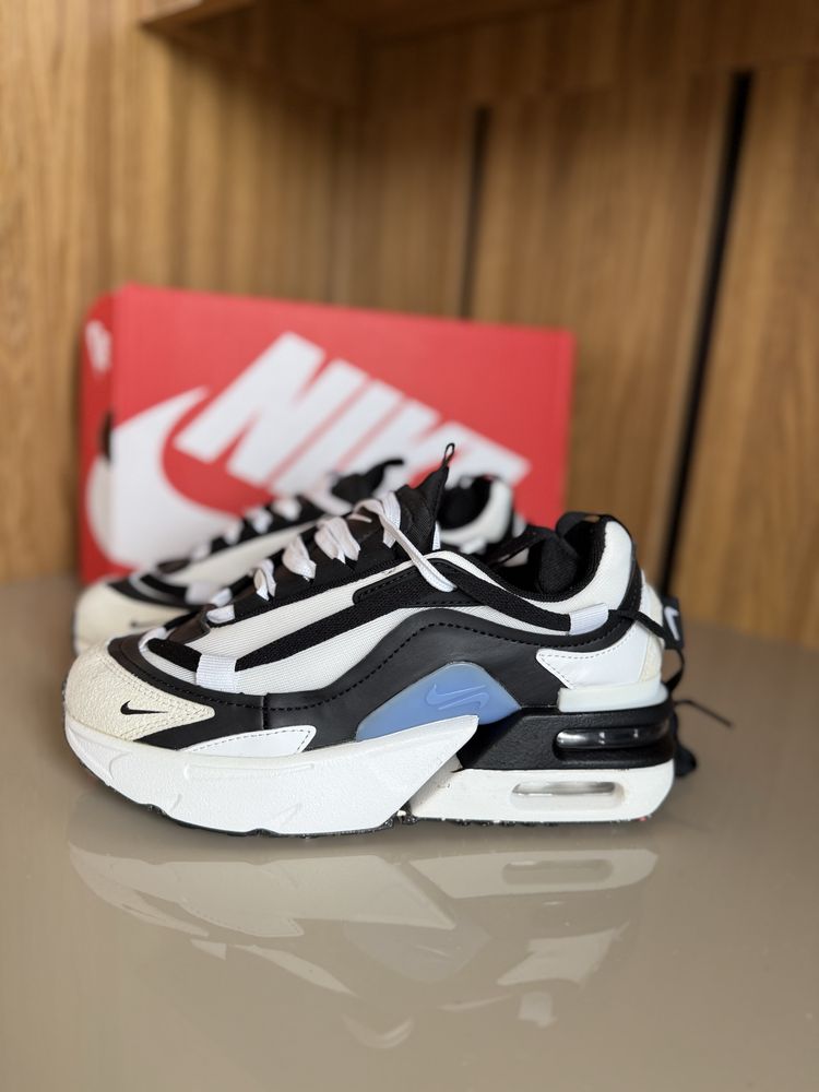 Отново NIKE W AIR Max Furyosa