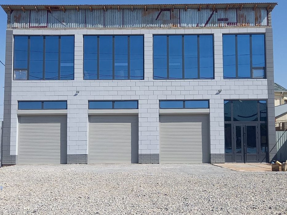 Пластиковыи окно двери