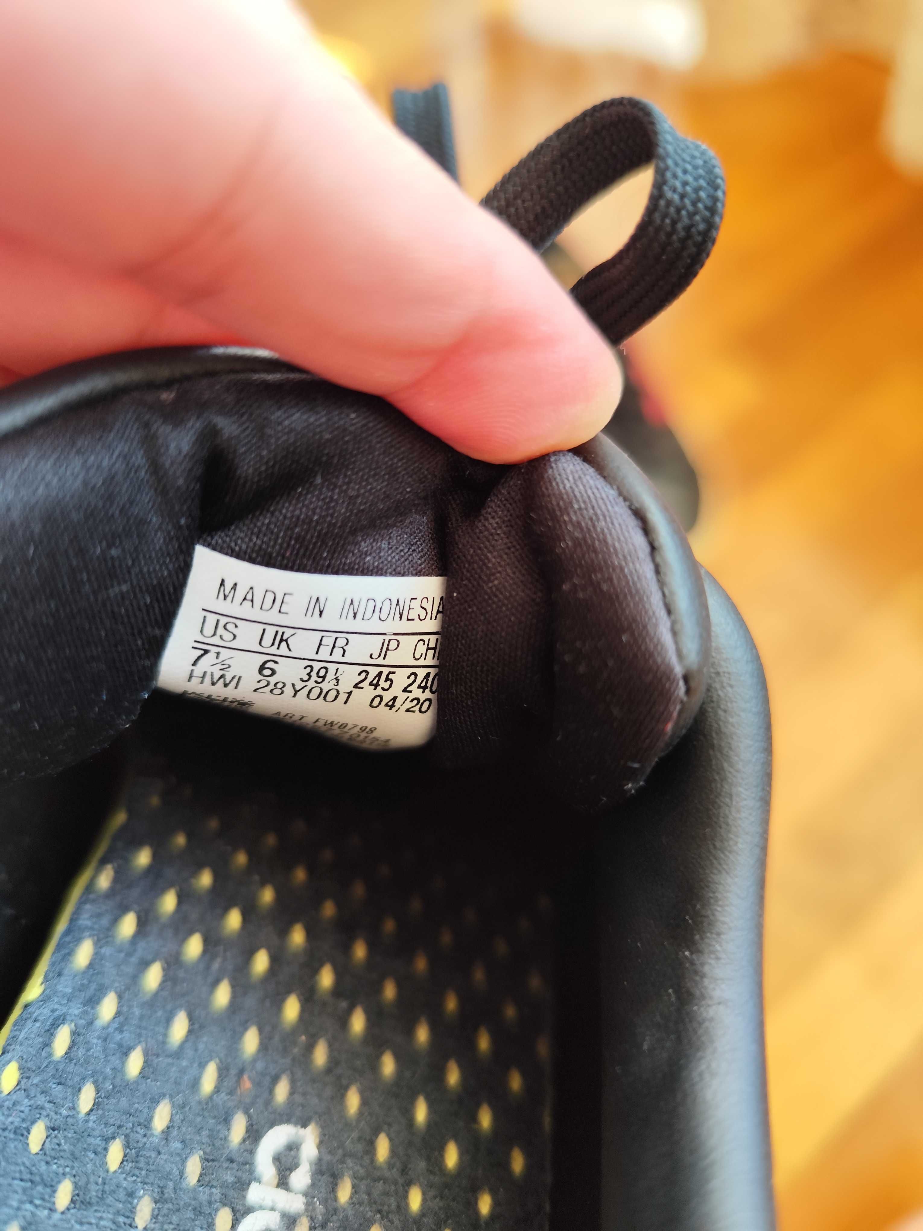 Adidas адидас маратонки, кецове 39 номер