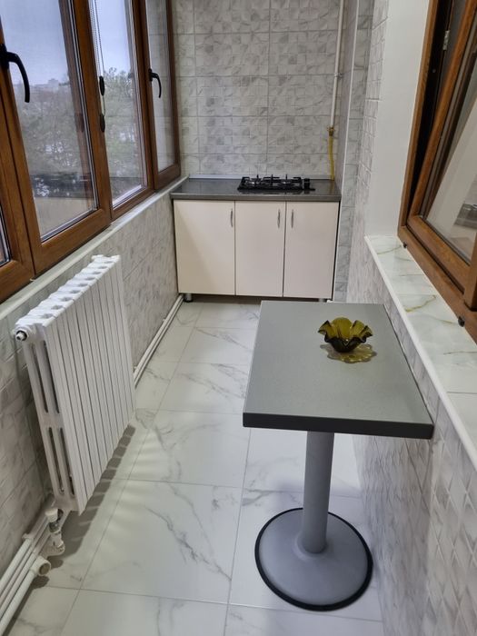 Garsoniera de închiriat