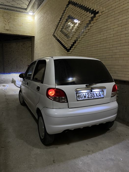 Matiz avto mashinasi sotiladi