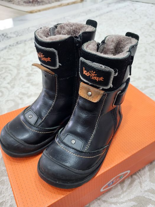 Продам зимние сапоги 27 размер