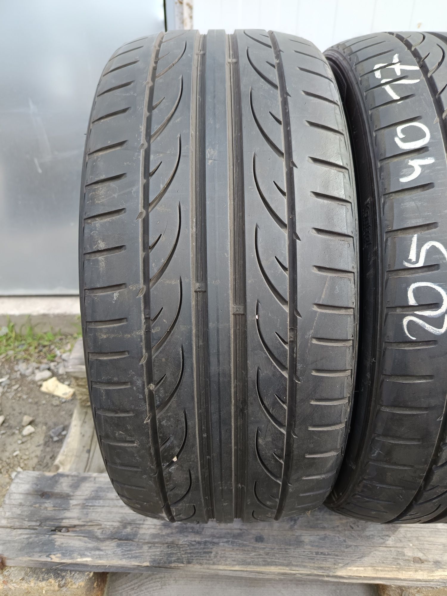 Летни гуми 205 40 R 17 Hankook Дот0121