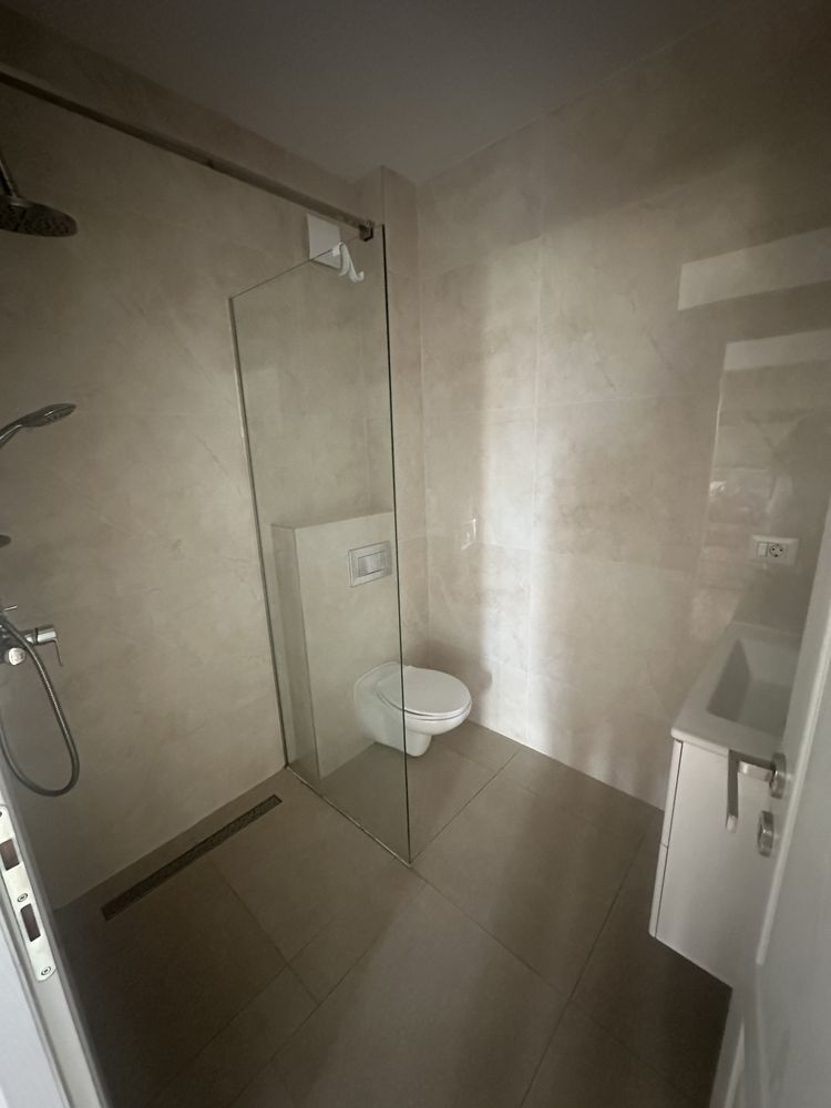 Închiriez apartament 2 camere