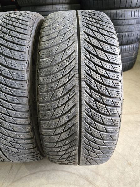 235/40/19 MICHELIN 2бр