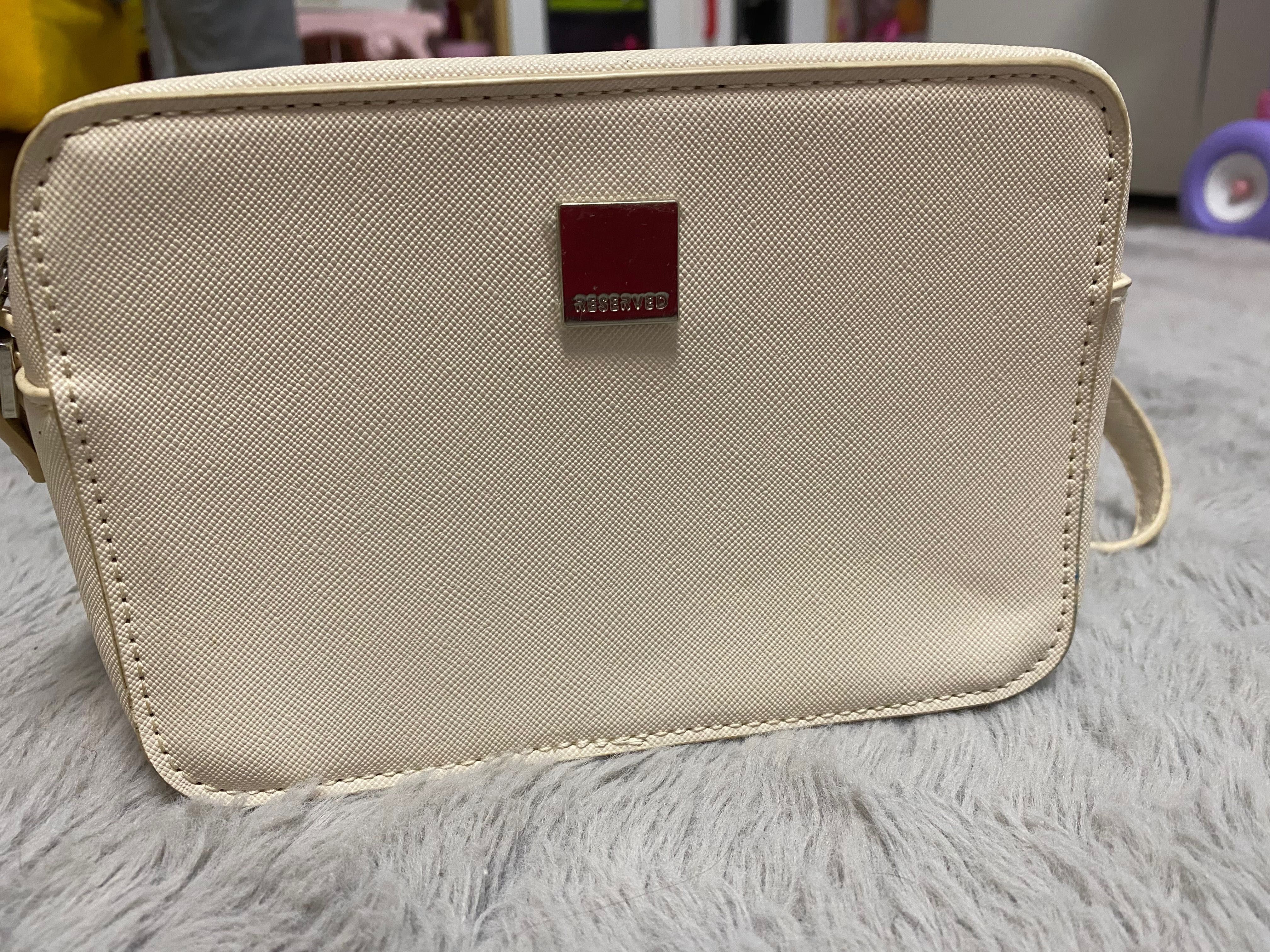 Малка чанта Reserved
