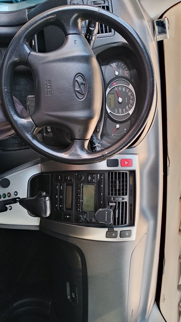 Hyundai Tucson full 2 L 4x4 2008 года в идеальном состоянии.