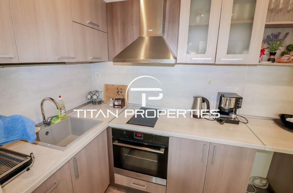 Дава се под наем Двустаен апартамент в Варна, Център - 65 кв.м за 550 € - Снимка #4