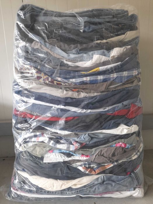 Depozit Haine Second Hand