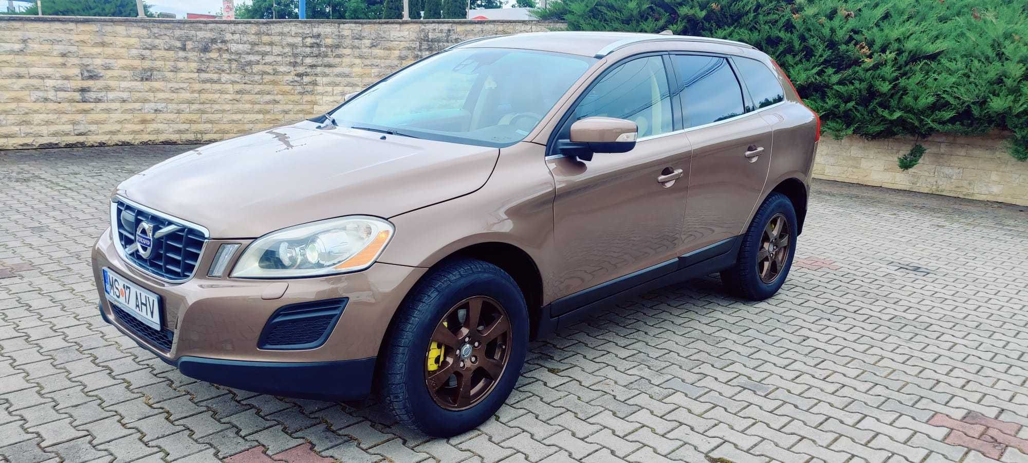Vând Volvo XC 60