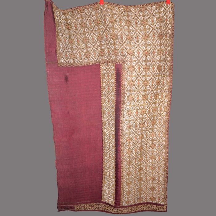 Fota de Muscel cu fir metalic, fota grena de matase cu fir de metal