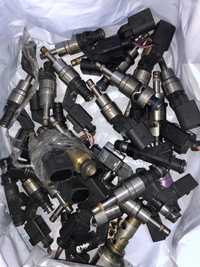 Injector injectoare vw Golf 4 Bora 1.6FSI cod motor BAD 81kw 110cp