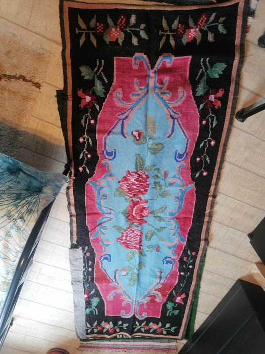 Carpete din lână, foarte vechi!
