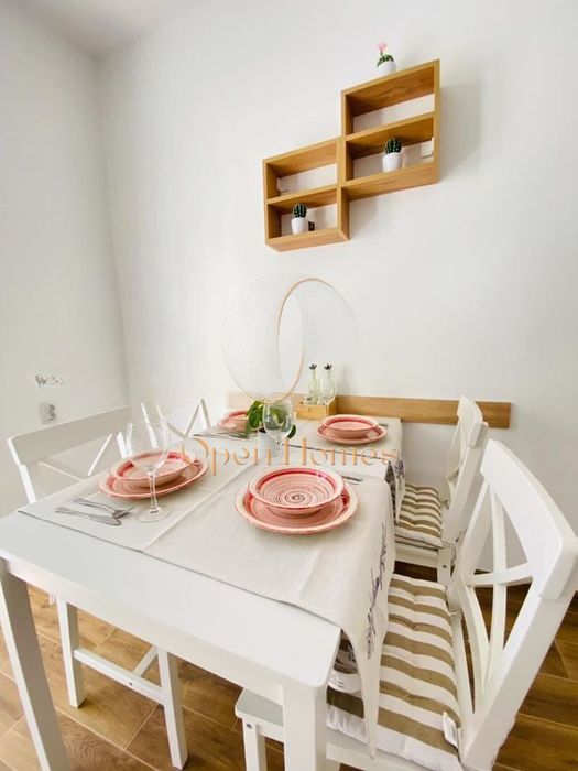 Продава се Четиристаен апартамент в Пловдив, Каменица 1 - 110 кв.м за 2773 €/кв.м - Снимка #7