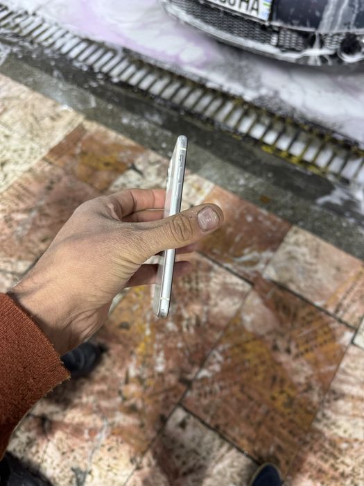 Iphone11 128talik 75%yomkist