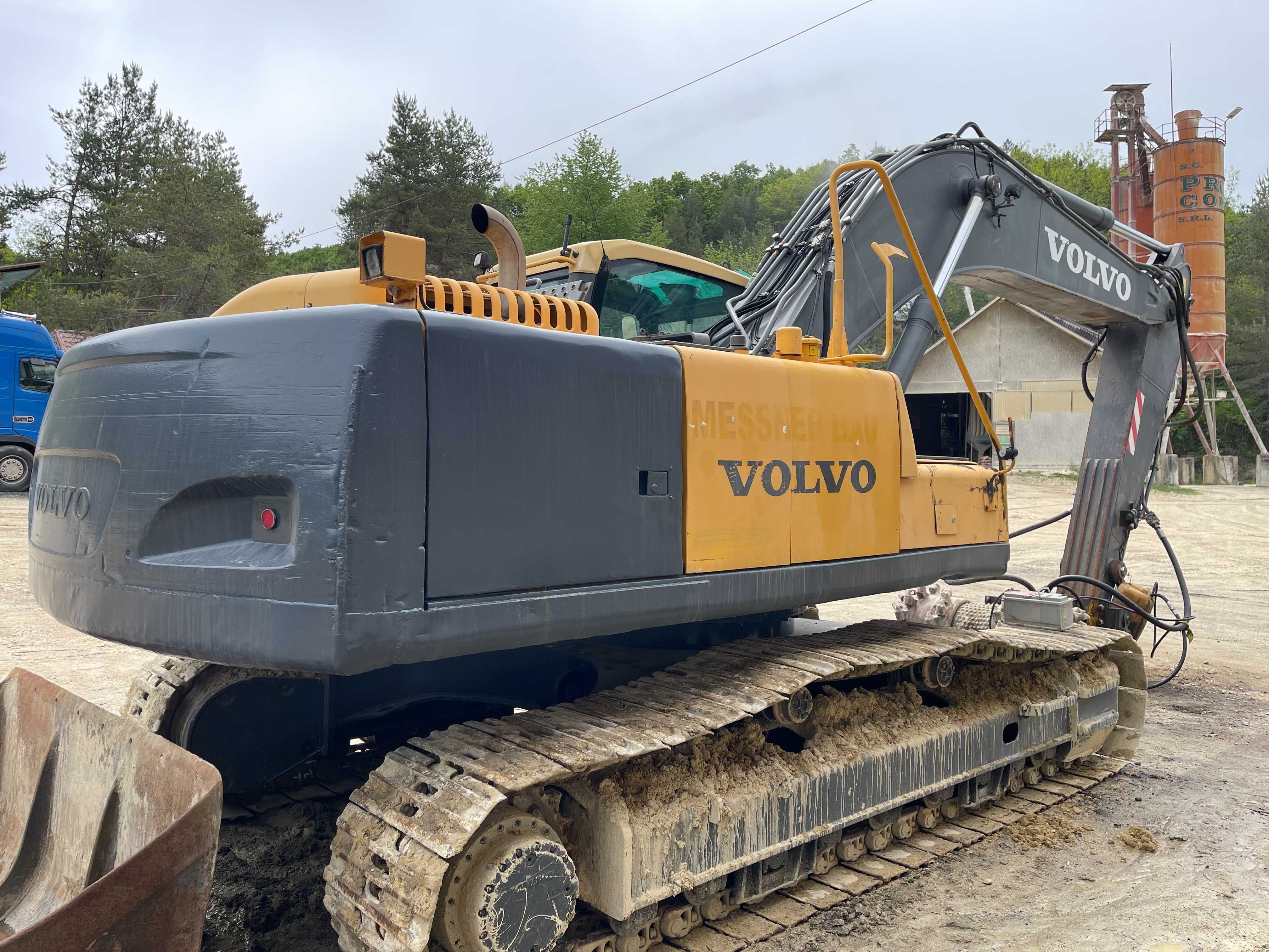 Excavator VOLVO EC290CNL 32to.