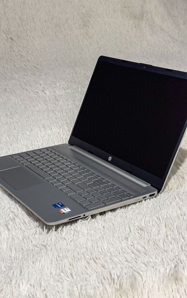 Laptop SIGILAT HP  i5 512 ssd 8gb ram