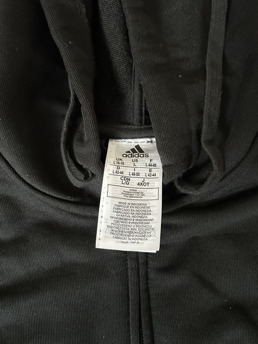 Чисто Нов Комплект Adidas