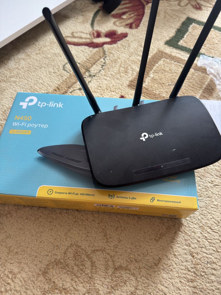 Продаю Wi-Fi роутер TP-Link N450 (TL-WR940N)
