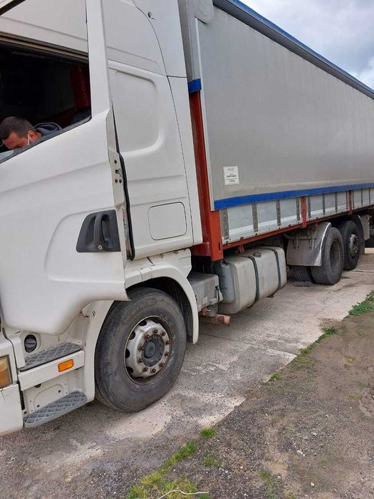 Vând pentru cereale SCANIA 530, basculabil