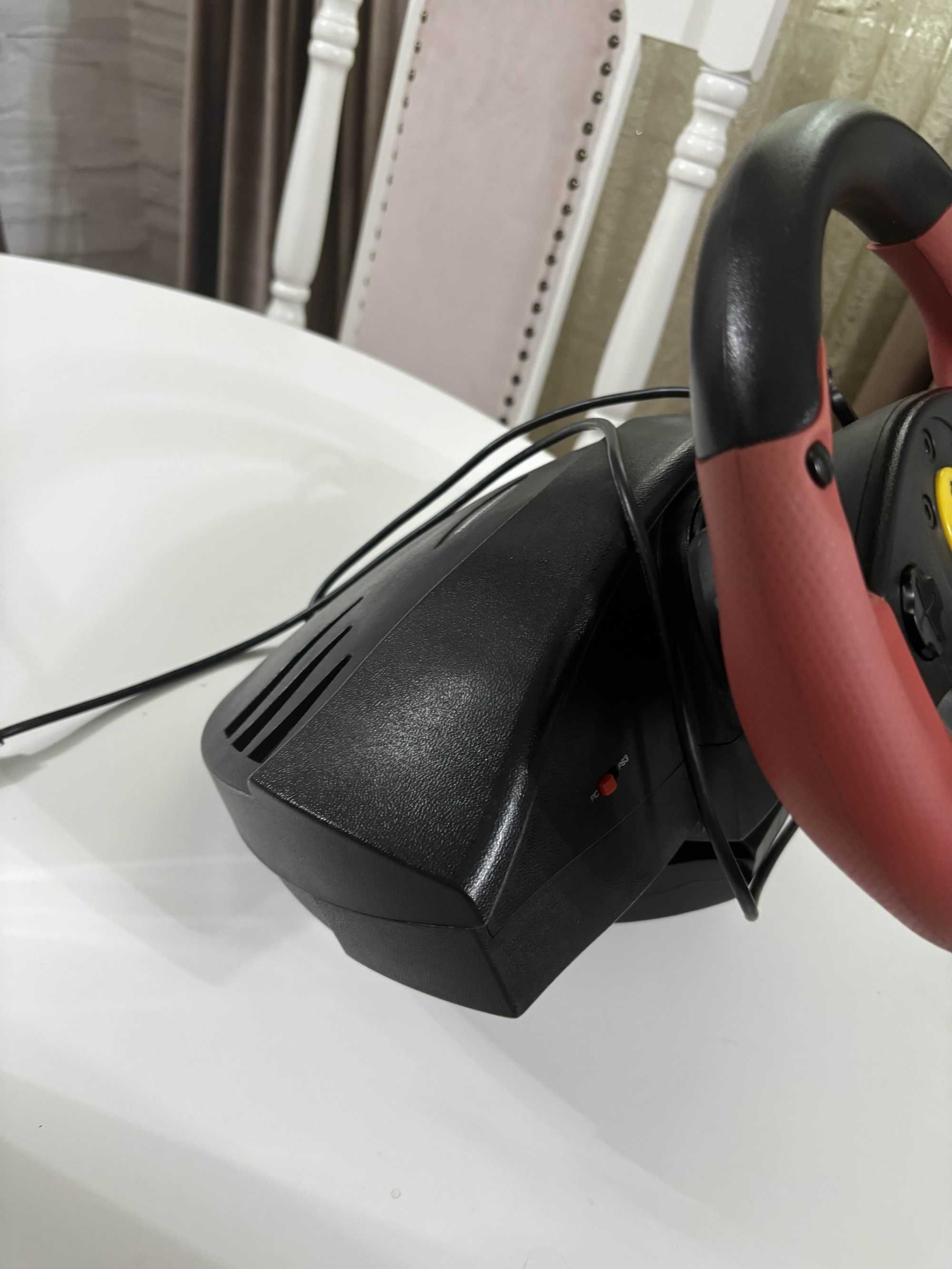 Volan Gaming ThrustMaster