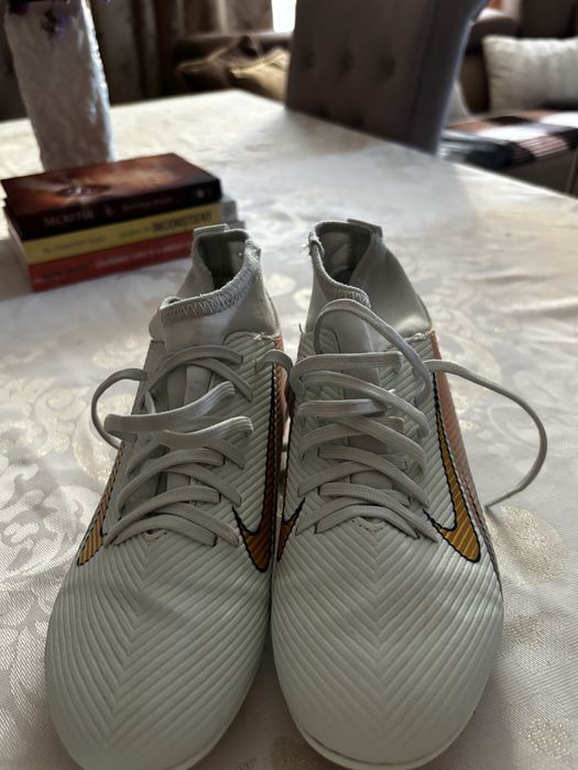 Ghete Nike cu crammpoane