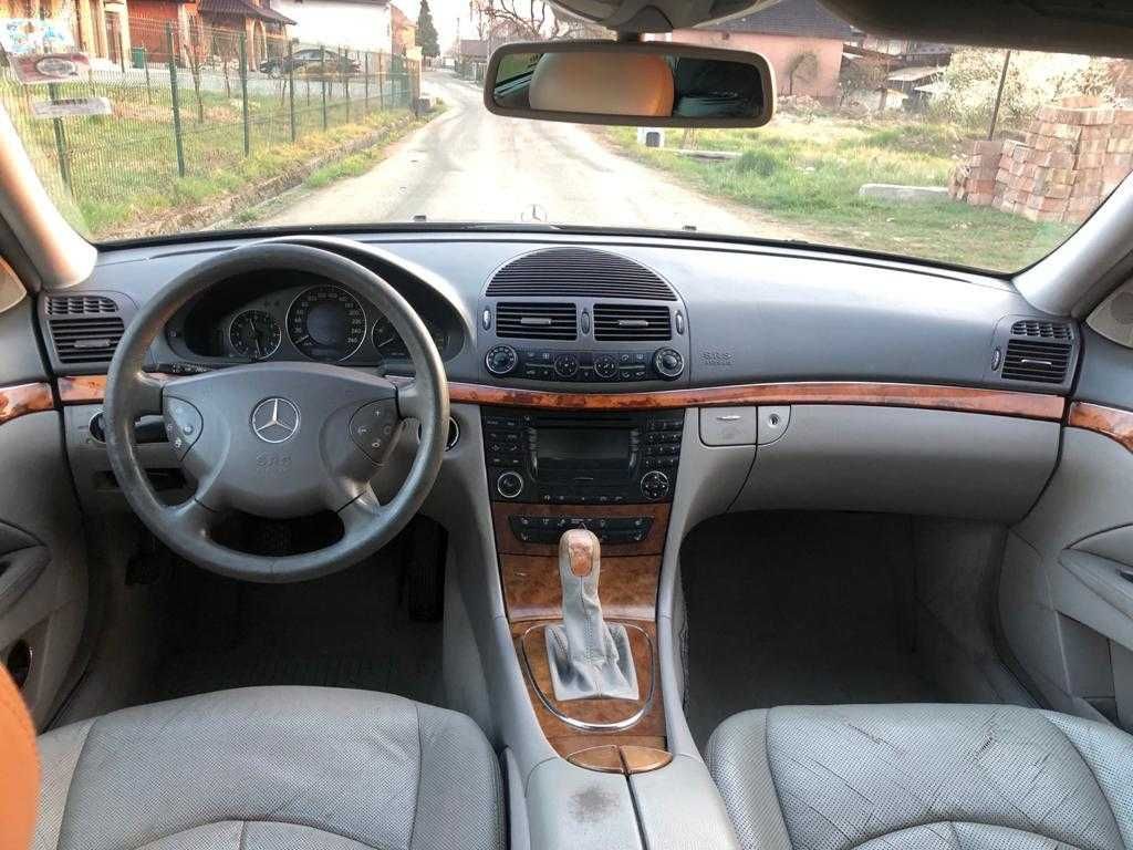 Mercedes E220 CDI  150 CP 2004 manual FARA VARIANTE