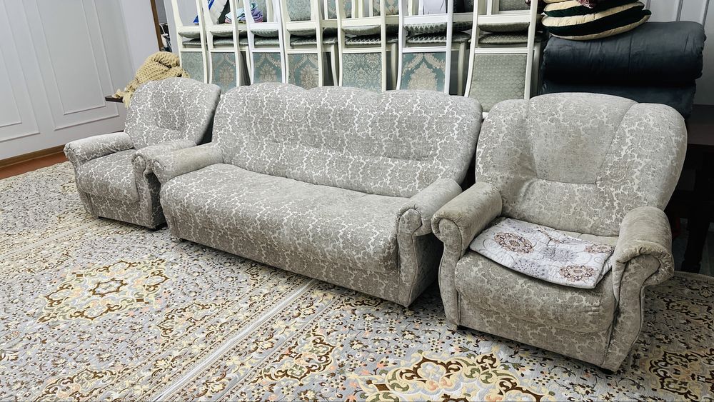 Диван с креслом!