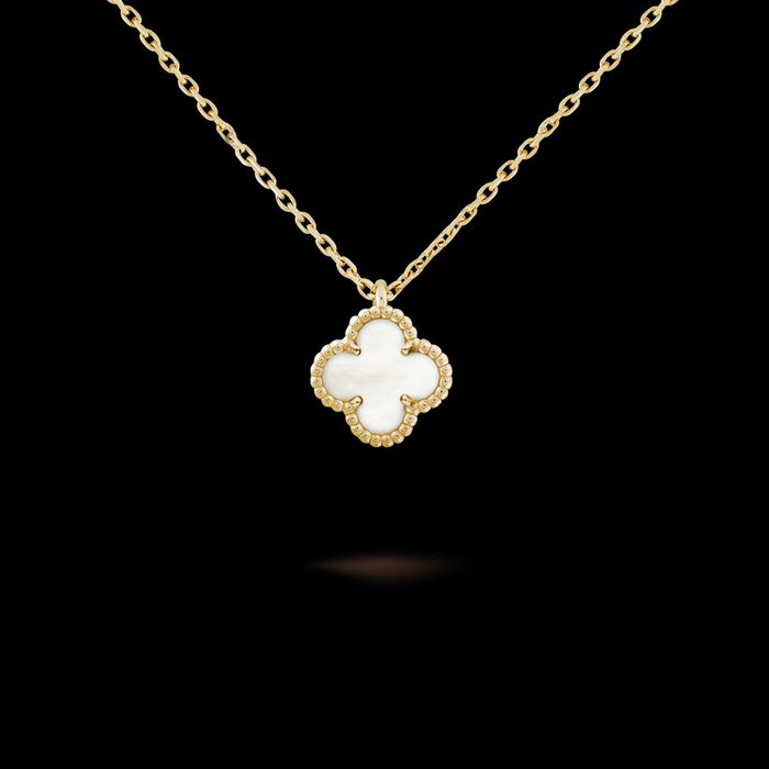 Van Cleef & Arpels VCA Gold Mother Pearl Sweet Alhambra Дамско Колие