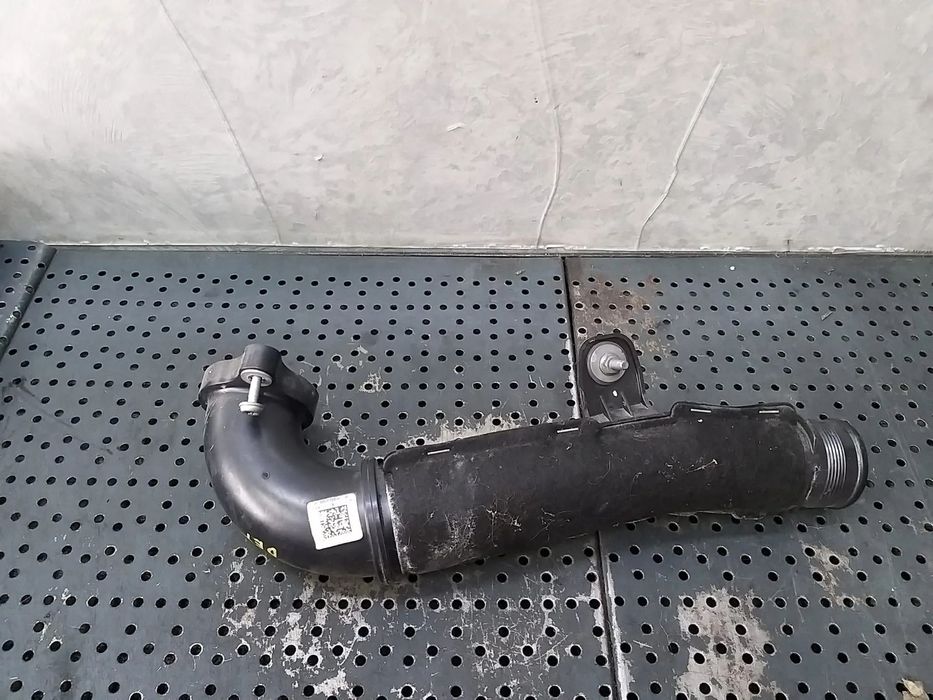 Furtun tub intercooler 2.0 tdi audi a4 b9 8w 04l145762cg