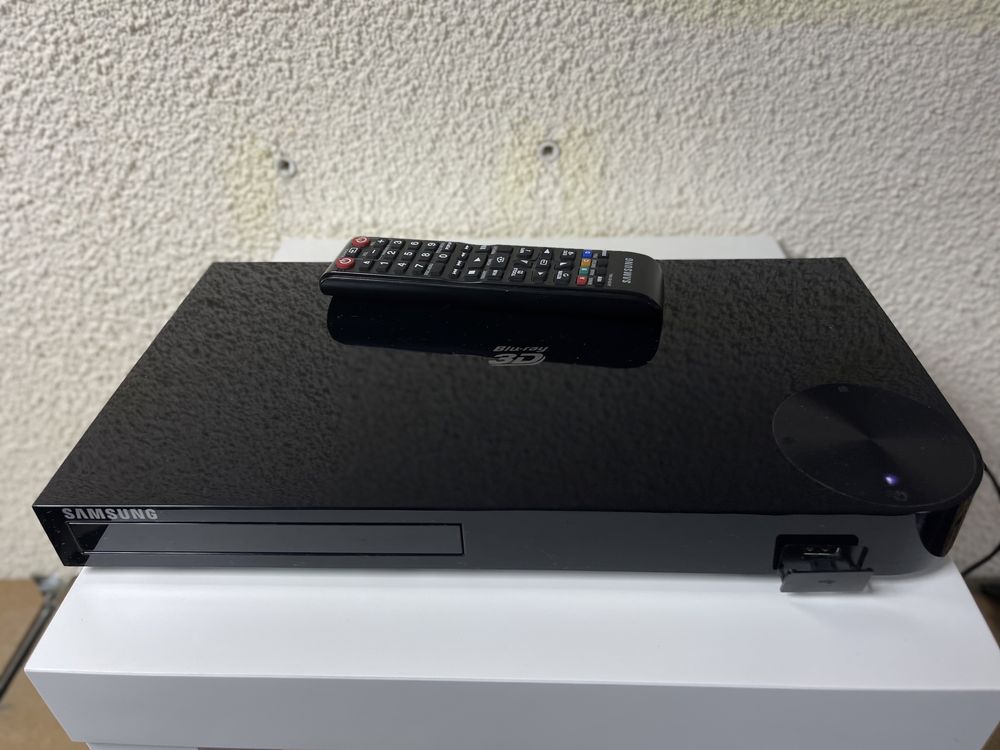 BLU-RAY Disc Player BD-F5500