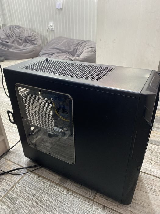 Компьютер с монитором