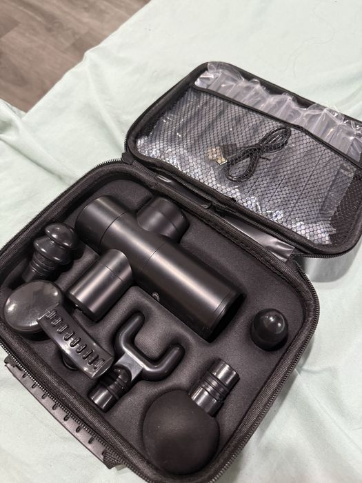 Масажный аппарат для ног  и для тела