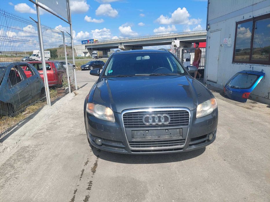 Dezmembram Audi A4 B7, an 2005, motorizare 2.0 TDI