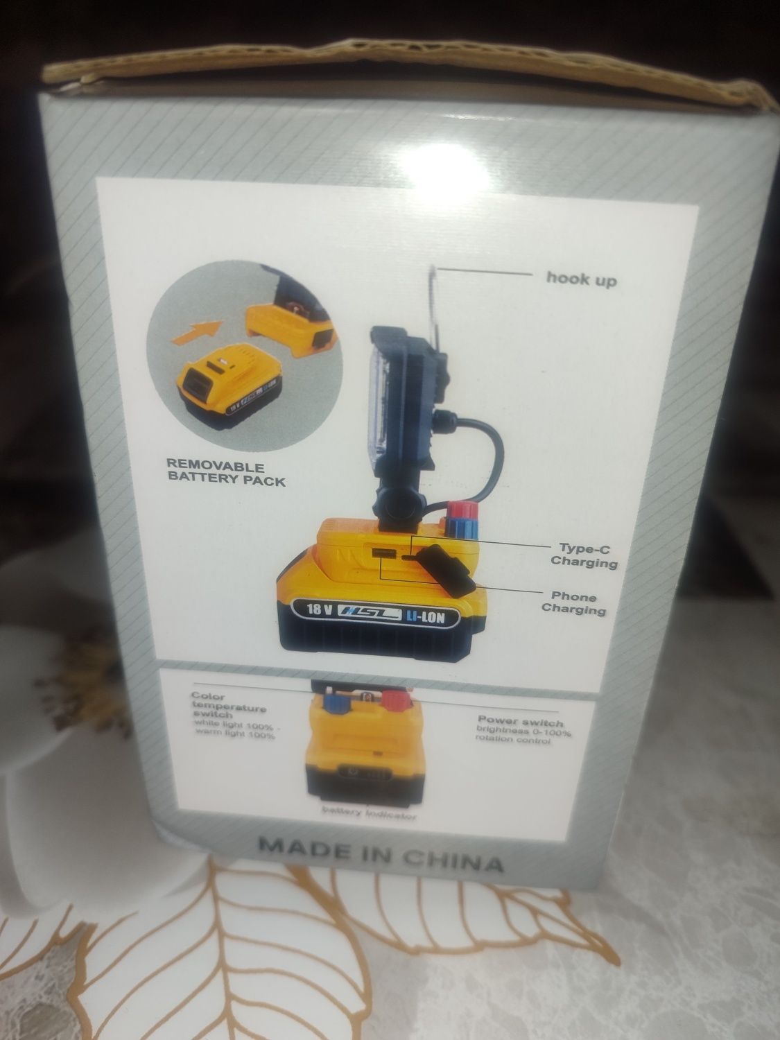 Прожектор акомуляторный для DeWalt