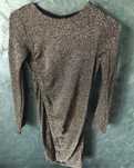 Rochie de seara cu sclipici.
