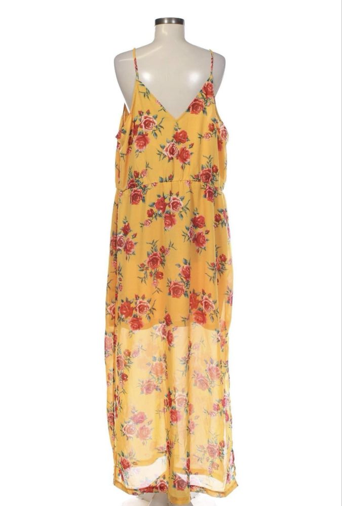 Красива рокля на цветя H&M