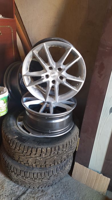 Продам диски и зимние шины