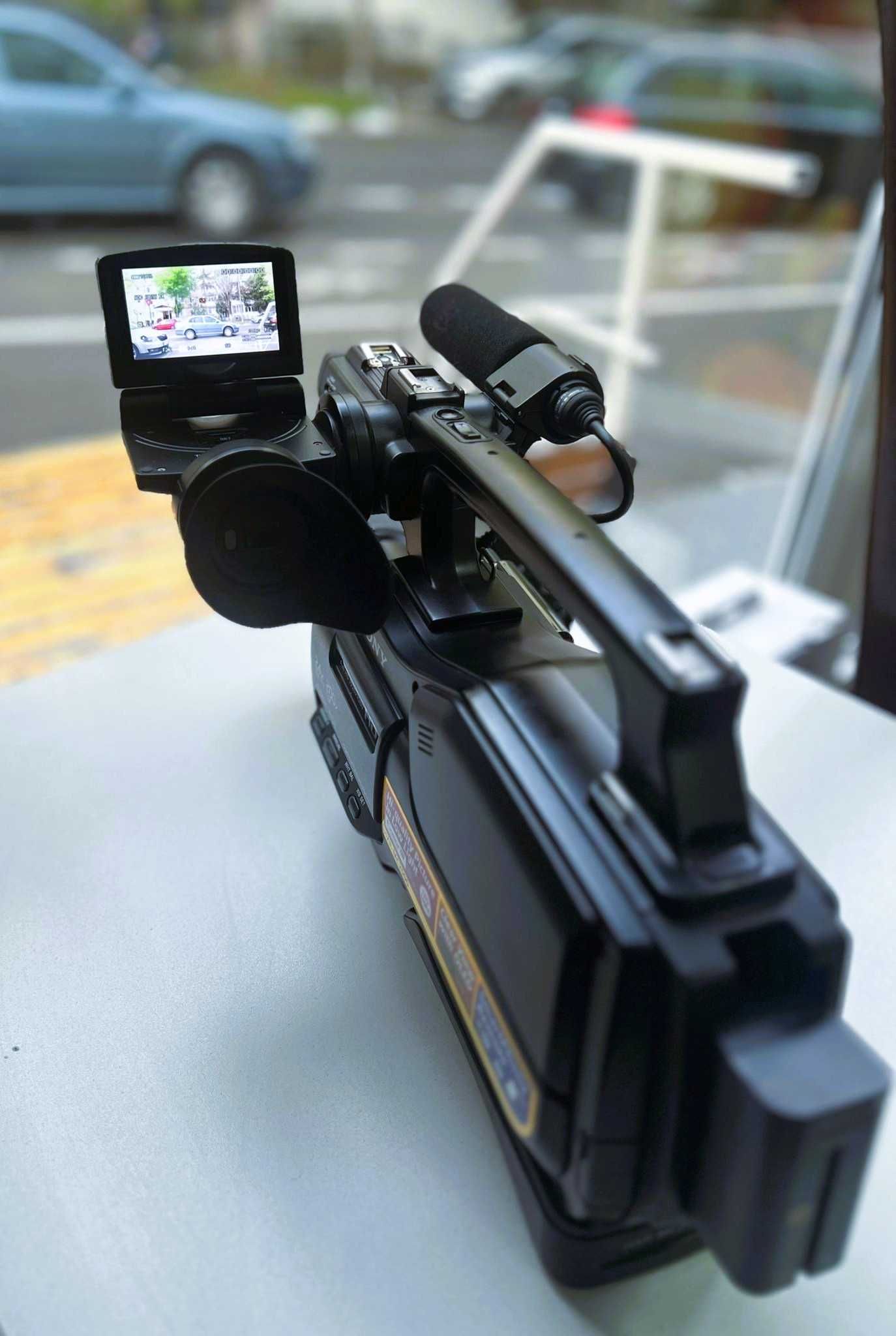 Camera video Sony HXR-MC2500,impecabila,folosita ocazional.