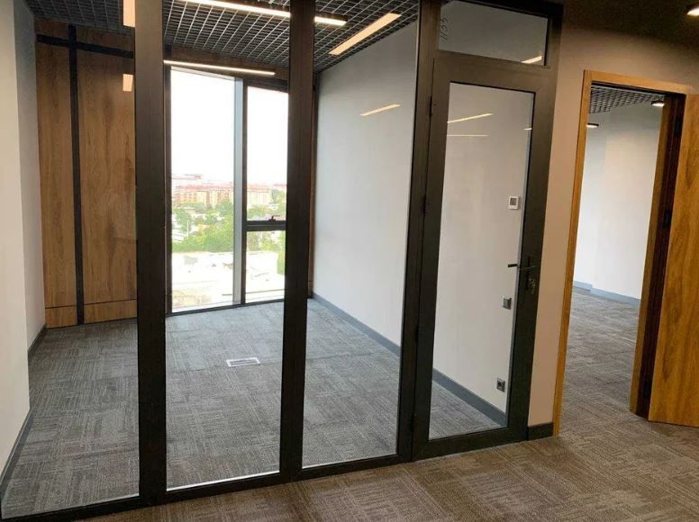 Аренда офиса на Ц-1. Японское посольство. 1400 м²